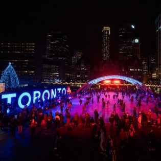Cavalcade of Lights @ Nathan Phillips Square | Toronto | Ontario | カナダ